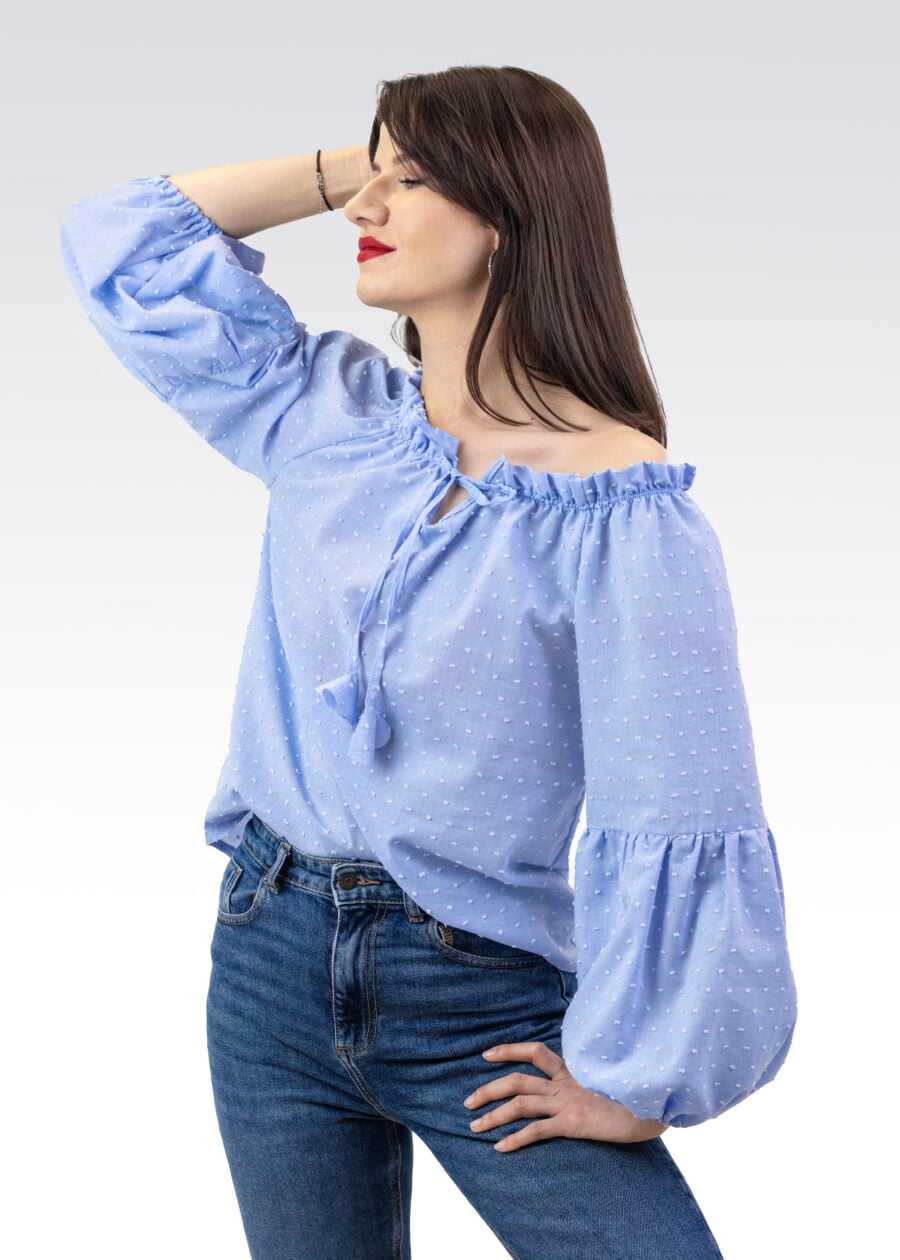 Niebieska bluzka w kropki - Kobiecowo - internetowy butik z odzieżą damską