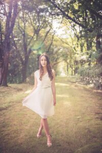 Calineczka – sesja zdjęciowa - Kobiecowo - internetowy butik z odzieżą damską Calineczka – sesja zdjęciowa - Kobiecowo - internetowy butik z odzieżą damską