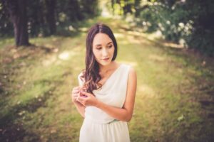 Calineczka – sesja zdjęciowa - Kobiecowo - internetowy butik z odzieżą damską Calineczka – sesja zdjęciowa - Kobiecowo - internetowy butik z odzieżą damską