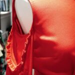 DSC00624-900x1347 Czerwona sukienka z perłowymi guzikami - Kobiecowo - internetowy butik z odzieżą damską