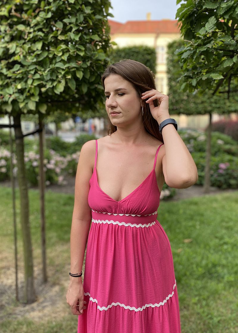 IMG_1084 Rozkloszowana sukienka na cienkich ramiączkach - Kobiecowo - internetowy butik z odzieżą damską