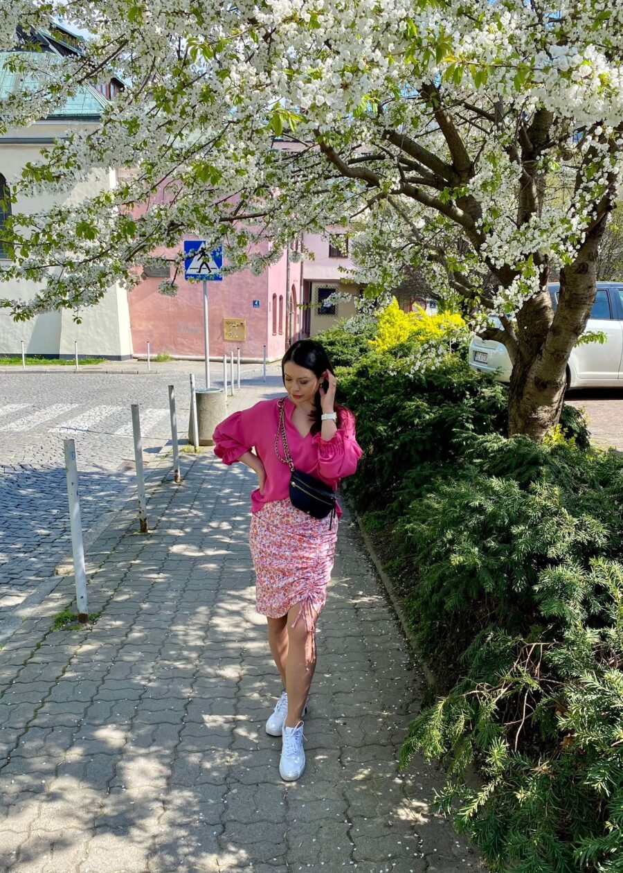 Wiązana spódnica w kwiatki - Kobiecowo - internetowy butik z odzieżą damską