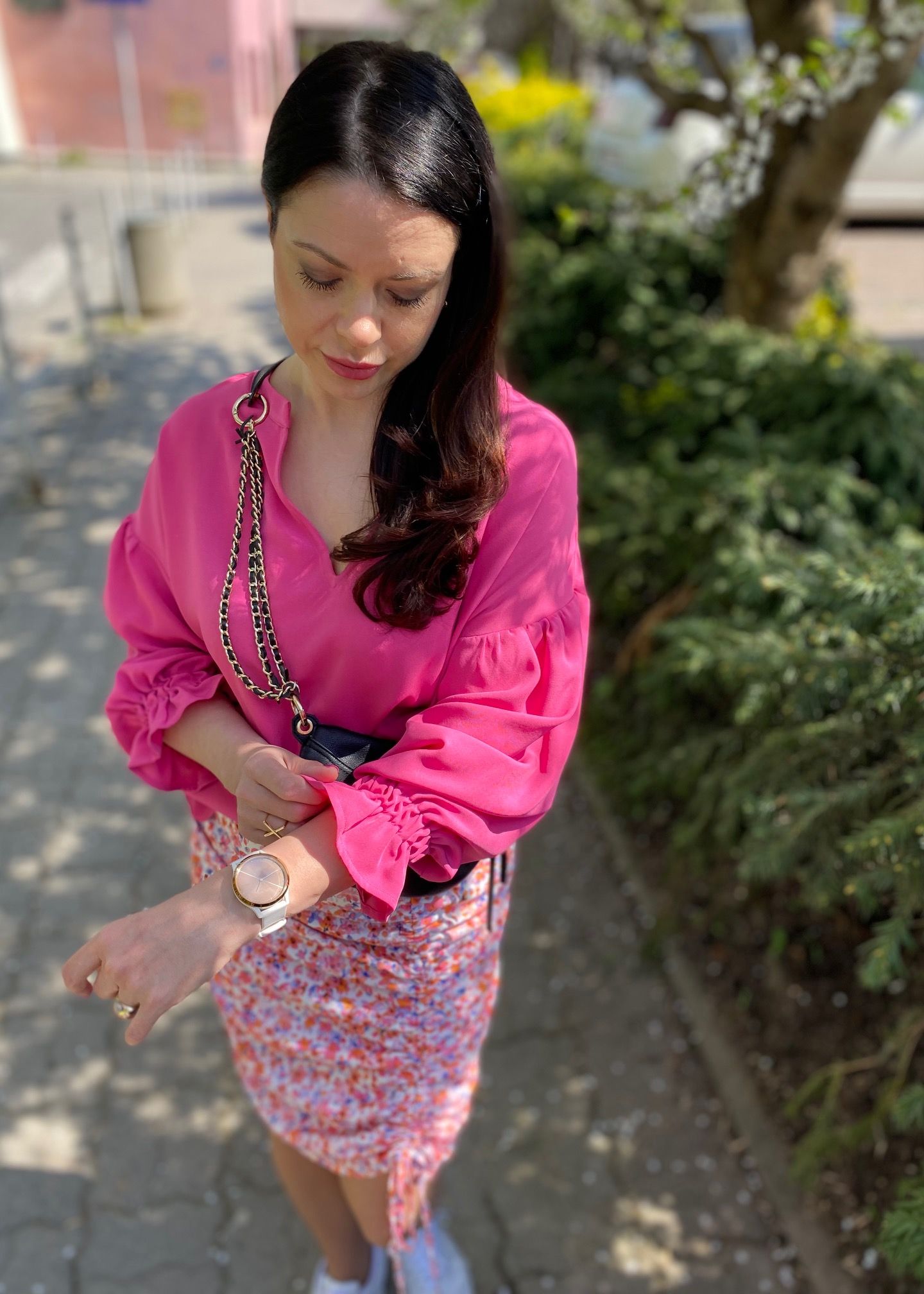 Fuksjowa bluzka wiązana na plecach - Kobiecowo - internetowy butik z odzieżą damską