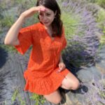 Zwiewna sukienka z falbaną - Kobiecowo - internetowy butik z odzieżą damską
