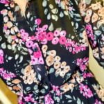 Czarna sukienka w kwiaty - Kobiecowo - internetowy butik z odzieżą damską