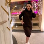 Czekoladowa sukienka z kapturem - Kobiecowo - internetowy butik z odzieżą damską