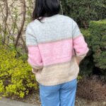 Sweter w pasy pastelowe - Kobiecowo - internetowy butik z odzieżą damską