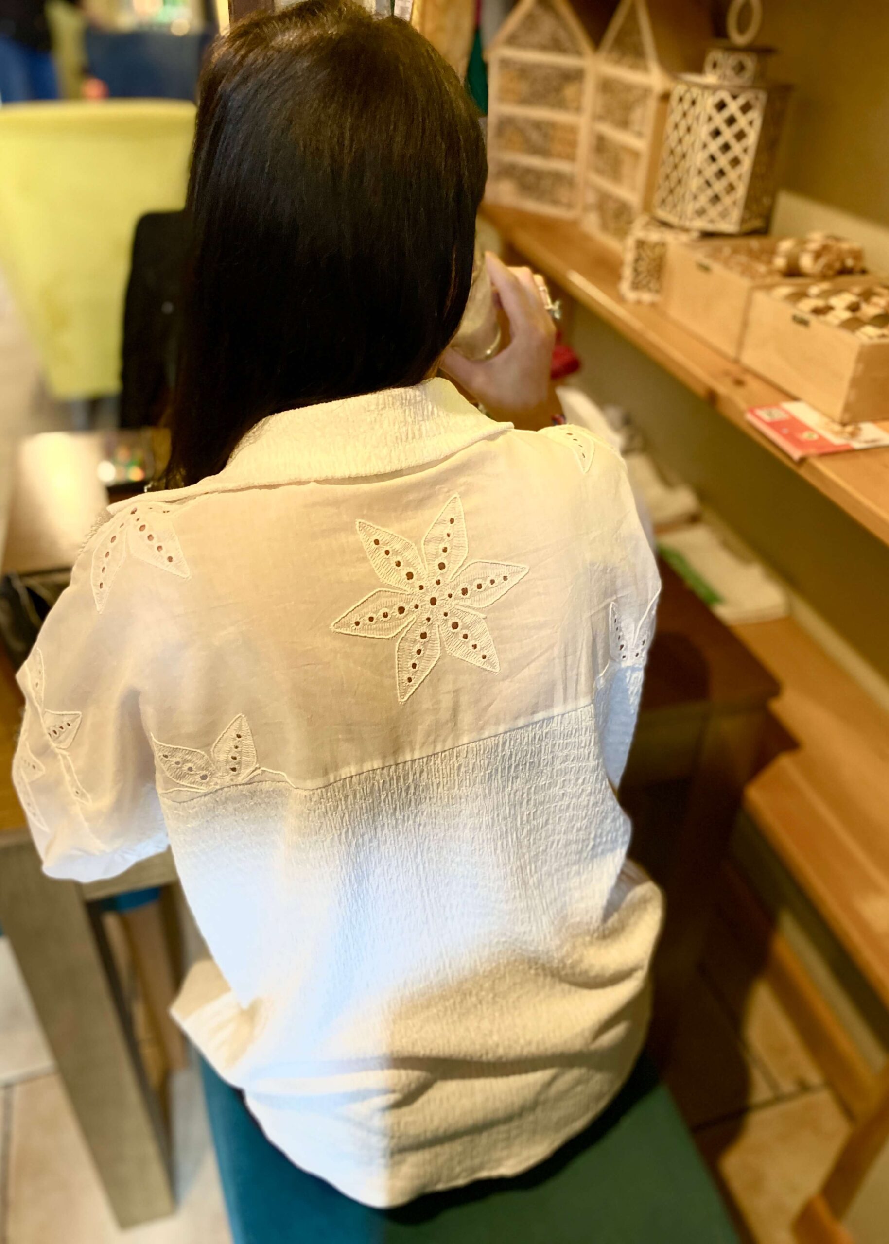 Biała haftowana bluzka - Kobiecowo - internetowy butik z odzieżą damską