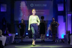 KMICE i pokaz Butiku Kobiecowo - Kobiecowo - internetowy butik z odzieżą damską