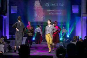 KMICE i pokaz Butiku Kobiecowo - Kobiecowo - internetowy butik z odzieżą damską