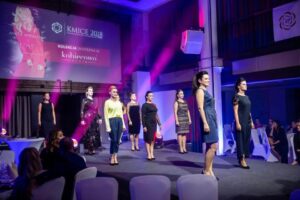 KMICE i pokaz Butiku Kobiecowo - Kobiecowo - internetowy butik z odzieżą damską