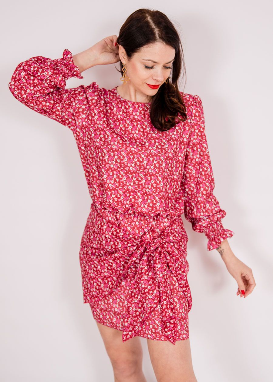 Czerwona sukienka z wiązaniem - Kobiecowo - internetowy butik z odzieżą damską