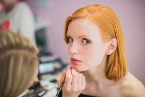 Kładka Rondo Rzeszów – sesja z modelką Basią - Kobiecowo - internetowy butik z odzieżą damską Kładka Rondo Rzeszów – sesja z modelką Basią - Kobiecowo - internetowy butik z odzieżą damską