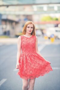 Kładka Rondo Rzeszów – sesja z modelką Basią - Kobiecowo - internetowy butik z odzieżą damską Kładka Rondo Rzeszów – sesja z modelką Basią - Kobiecowo - internetowy butik z odzieżą damską