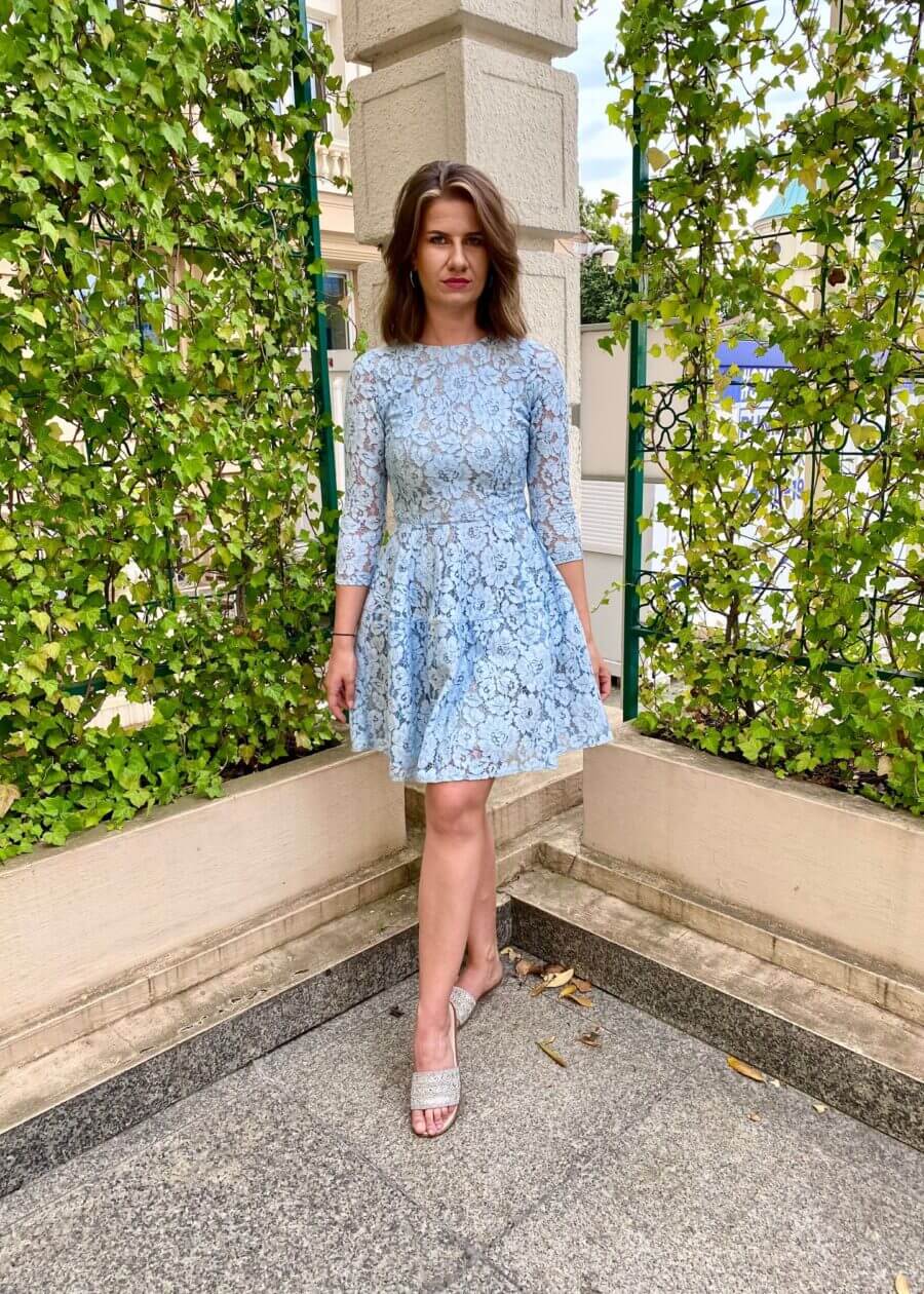 Koronkowa rozkloszowana sukienka - Kobiecowo - internetowy butik z odzieżą damską