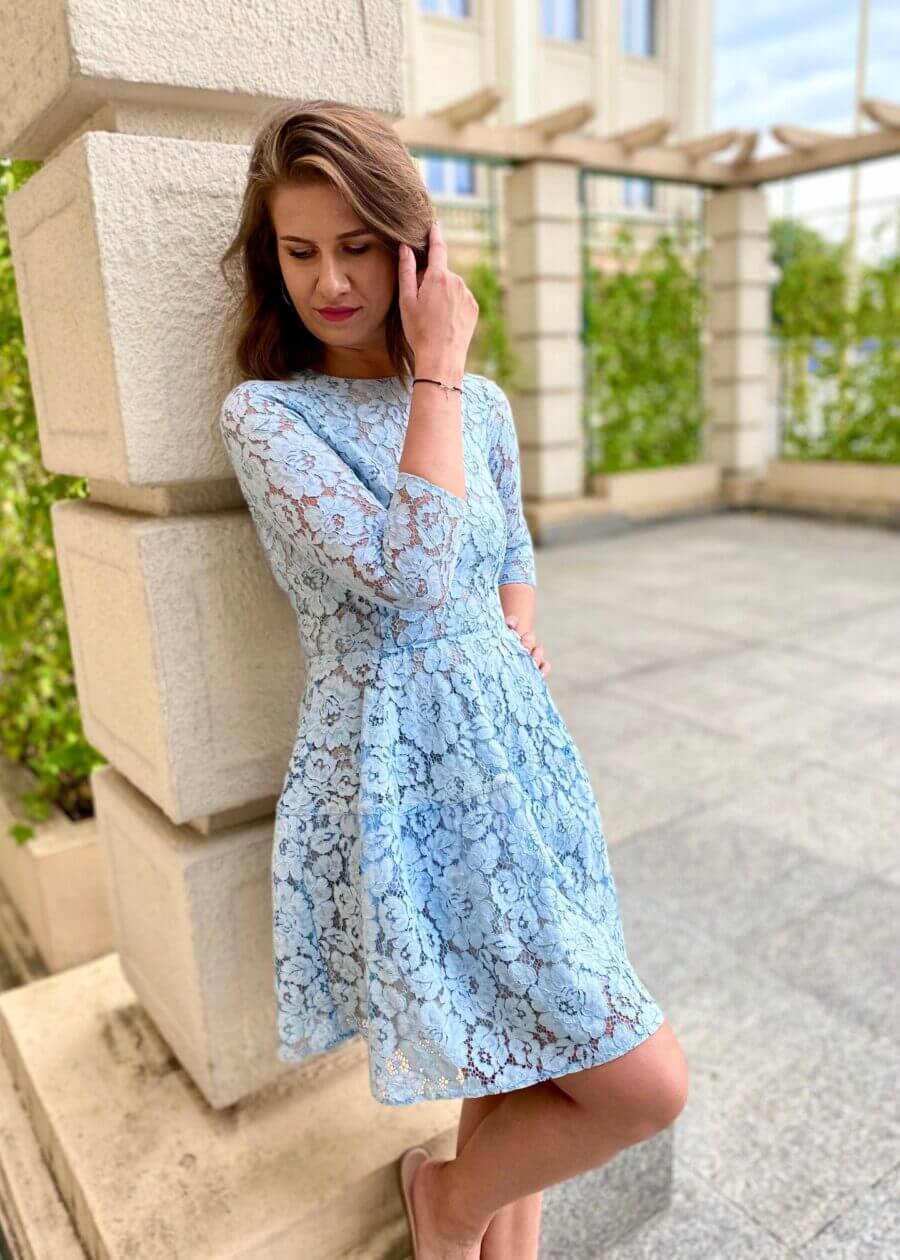 Koronkowa rozkloszowana sukienka - Kobiecowo - internetowy butik z odzieżą damską