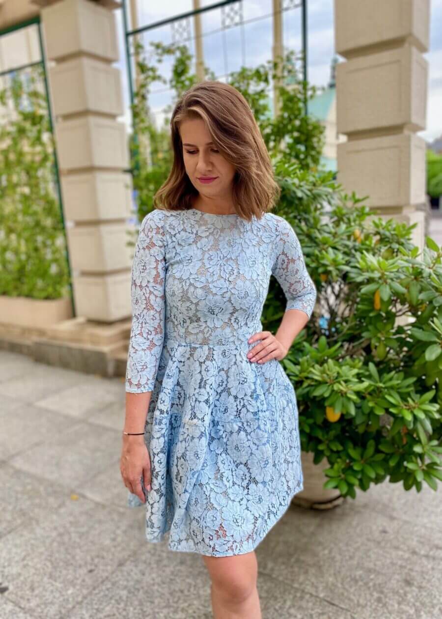 Koronkowa rozkloszowana sukienka - Kobiecowo - internetowy butik z odzieżą damską