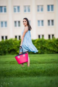 Letnia stylizacja - Ogrody Bernardyńskie - Kobiecowo - internetowy butik z odzieżą damską Letnia stylizacja - Ogrody Bernardyńskie - Kobiecowo - internetowy butik z odzieżą damską