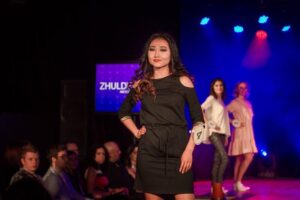 Kobiecowo na wyborach Miss WSiZ 2017 - Kobiecowo - internetowy butik z odzieżą damską