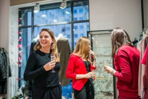 Projektatka Olga Idzik – Marka COCHO - Kobiecowo - internetowy butik z odzieżą damską Projektatka Olga Idzik – Marka COCHO - Kobiecowo - internetowy butik z odzieżą damską