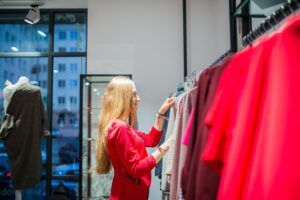 Projektatka Olga Idzik – Marka COCHO - Kobiecowo - internetowy butik z odzieżą damską Projektatka Olga Idzik – Marka COCHO - Kobiecowo - internetowy butik z odzieżą damską