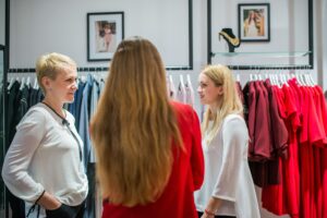 Projektatka Olga Idzik – Marka COCHO - Kobiecowo - internetowy butik z odzieżą damską Projektatka Olga Idzik – Marka COCHO - Kobiecowo - internetowy butik z odzieżą damską