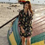 Czarna sukienka w kwiatowy print - Kobiecowo - internetowy butik z odzieżą damską