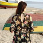 Czarna sukienka w kwiatowy print - Kobiecowo - internetowy butik z odzieżą damską