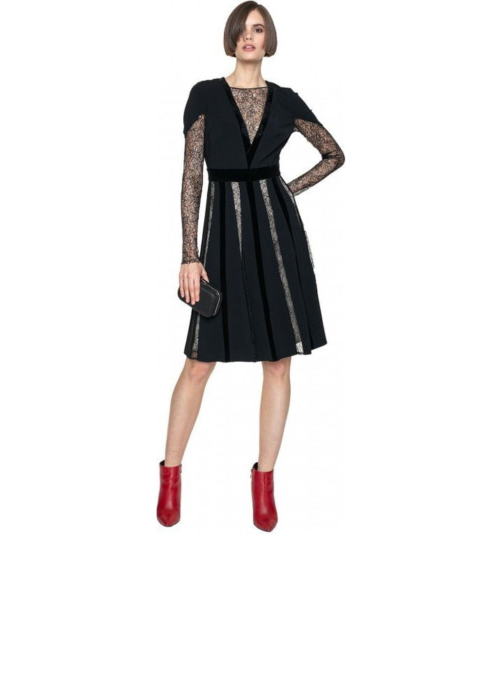 Czarna sukienka w beżowe pasy z koronki Aneta Kręglicka - Kobiecowo - internetowy butik z odzieżą damską