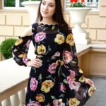 Asymetryczna sukienka w kwiaty - Kobiecowo - internetowy butik z odzieżą damską